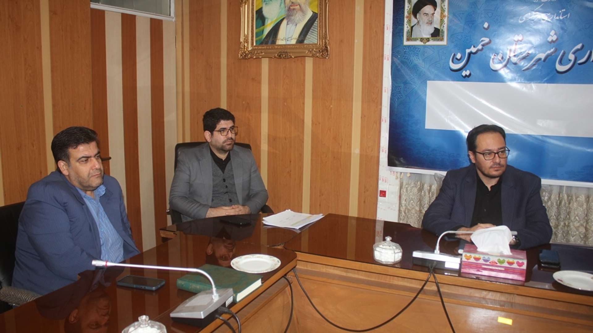 سومین جلسه کارگروه پایش ایمنی ساختمان های مهم و بلند مرتبه شهرستان خمین در سال 1403 برگزار شد