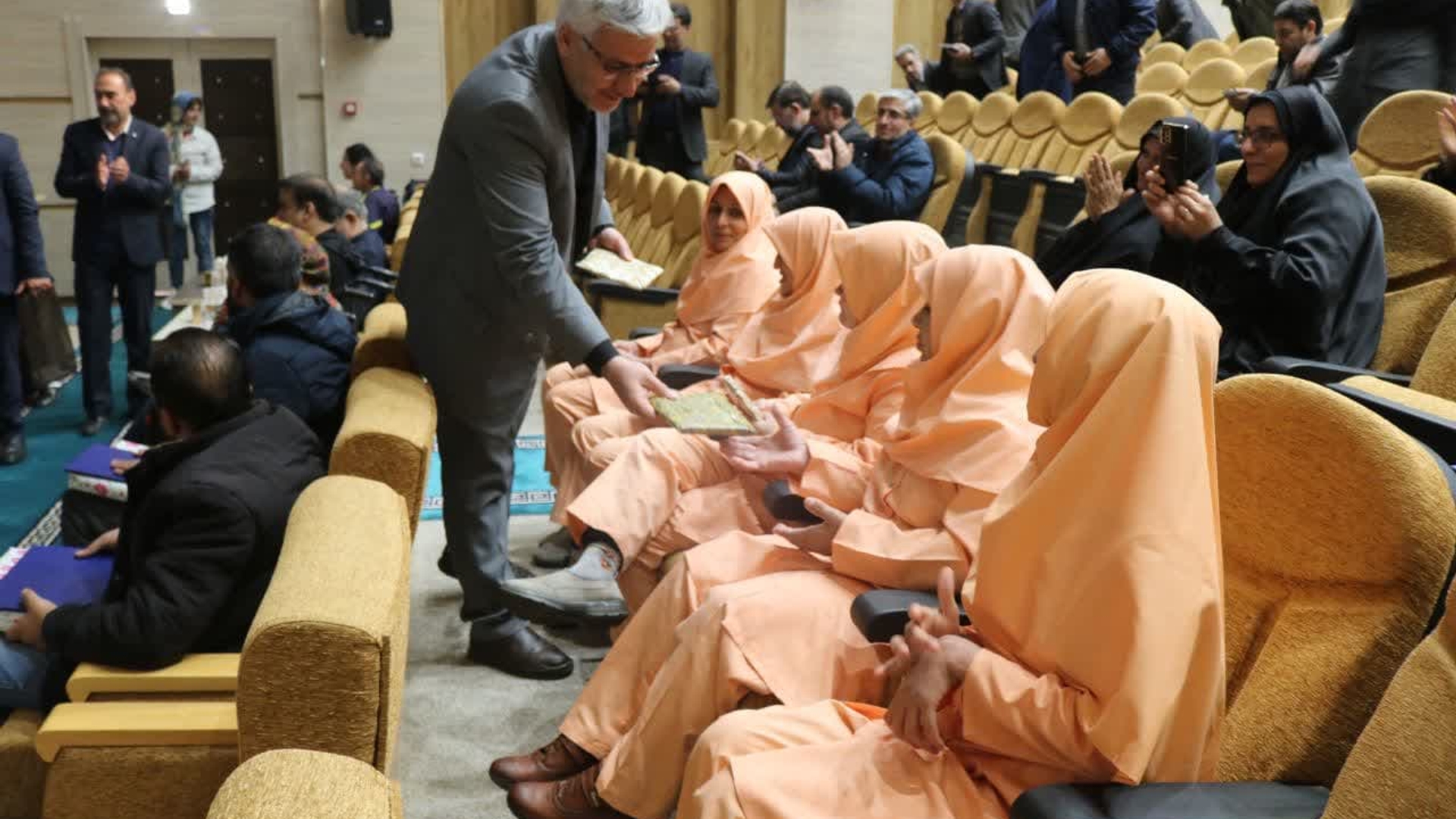 هفتمین جلسه شورای اداری شهرستان خمین در سال 1403 برگزار شد