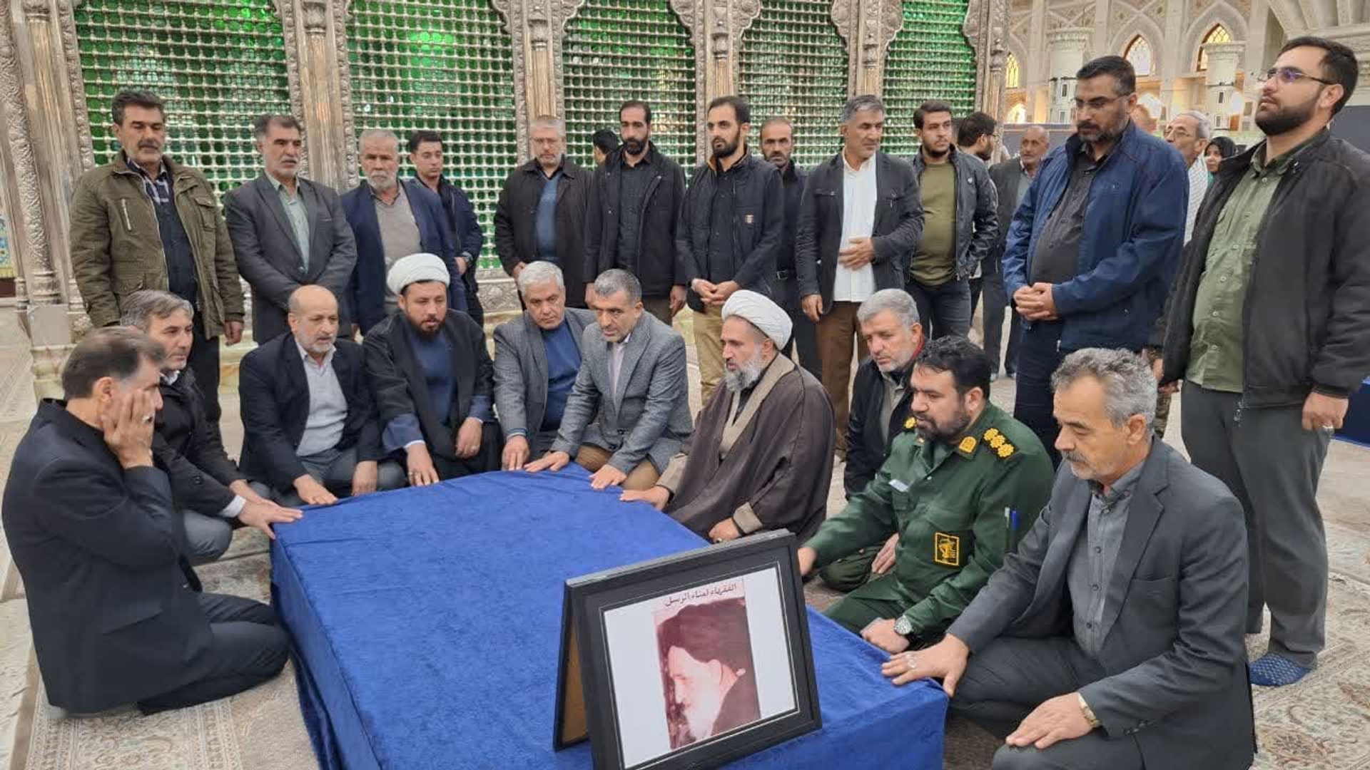 تجدید میثاق  با آرمان های امام خمینی(ره) و شهدا در مرقد مطهر امام راحل