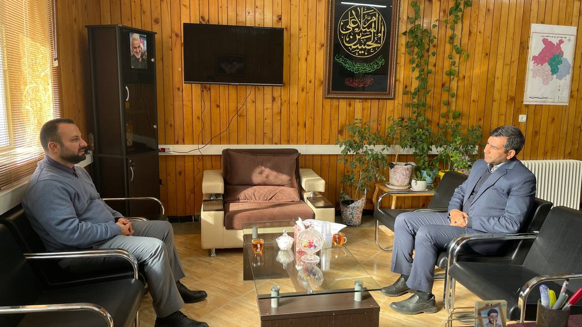 دیدار سرپرست اداره تعاون، کار و رفاه اجتماعی شهرستان شازند با سرپرست معاونت سیاسی، امنیتی و اجتماعی فرمانداری