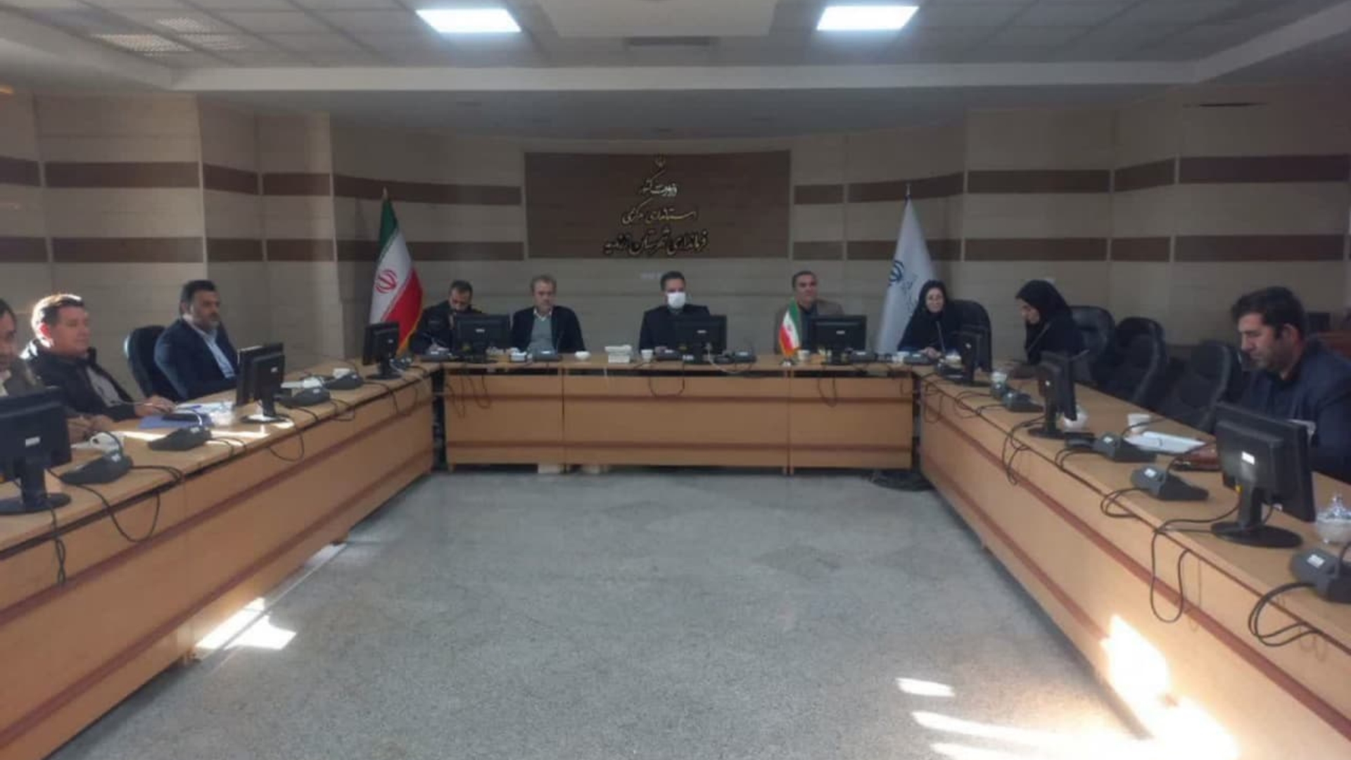 جلسه کارگروه پیشگیری و برخورد موثر و فوری با تخلفات ساخت و ساز و تغییر کاربری غیرمجاز