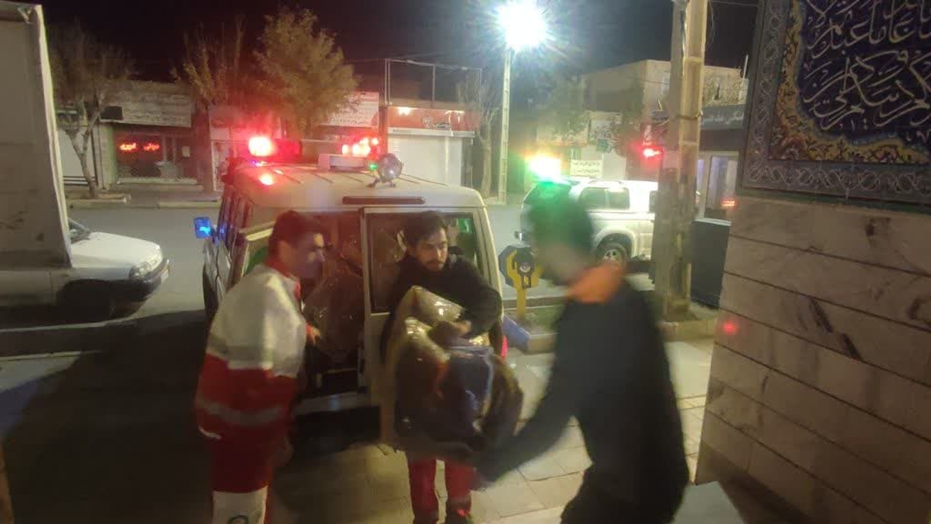 امداد رسانی به مسافران