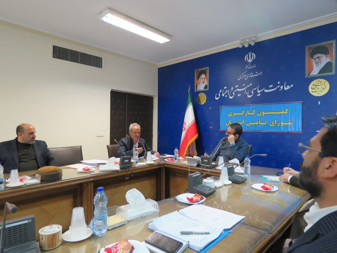 برگزاری جلسه مشترک کمیسیون کارگری و کمیته رصد نارضایتی های عمومی استان