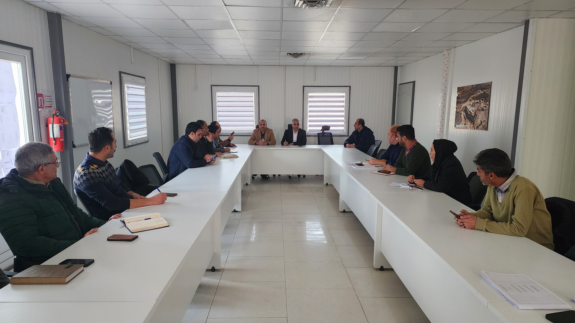 مهندس حامد آزاد مدیر کل دفتر فنی استانداری مرکزی در معیت مهندس ابک معاون هماهنگی امور عمرانی استانداری از پروژه‌های نهضت ملی مسکن شهر اراک بازدید کرد.