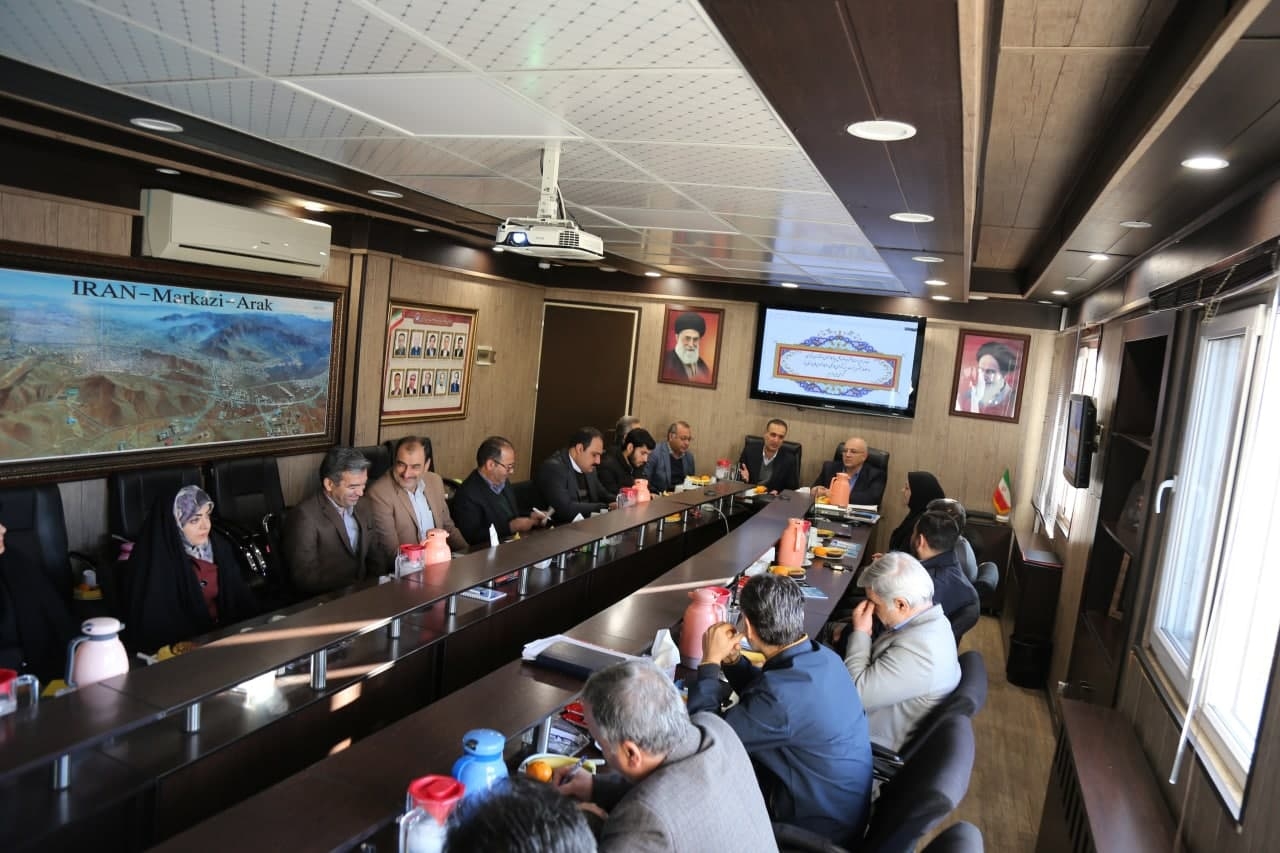 حل مسائل روابط عمومی دستگاه‌ها در دستورکار مدیران قرار می‌گیرد