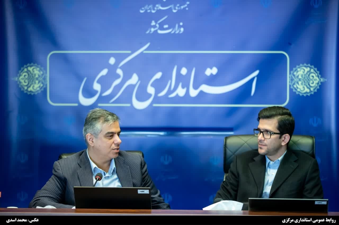 استاندار: صنایع استان مرکزی ظرفیتی بزرگ و مهم برای کشور هستند