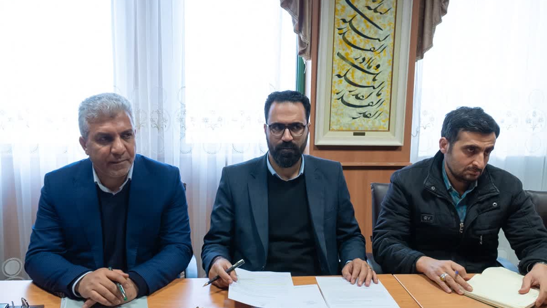 بررسی وضعیت جابه‌جایی جایگاه سوخت مقابل بیمارستان ولی‌عصر (عج) اراک با حضور استاندار محترم مرکزی ، معاون محترم هماهنگی امور عمرانی و مدیرکل محترم پدافند غیرعامل