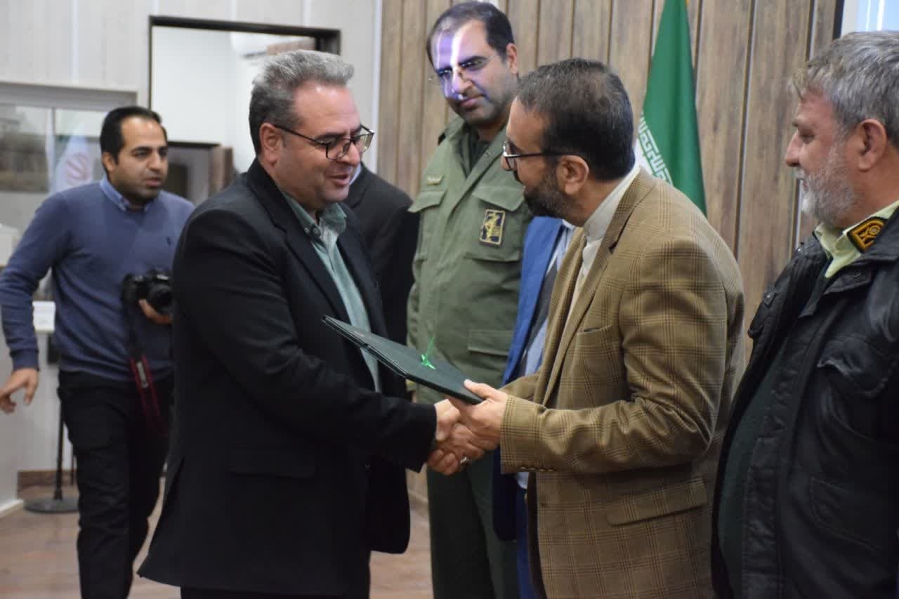 آئین تکریم و معارفه فرماندار شهرستان محلات برگزار شد