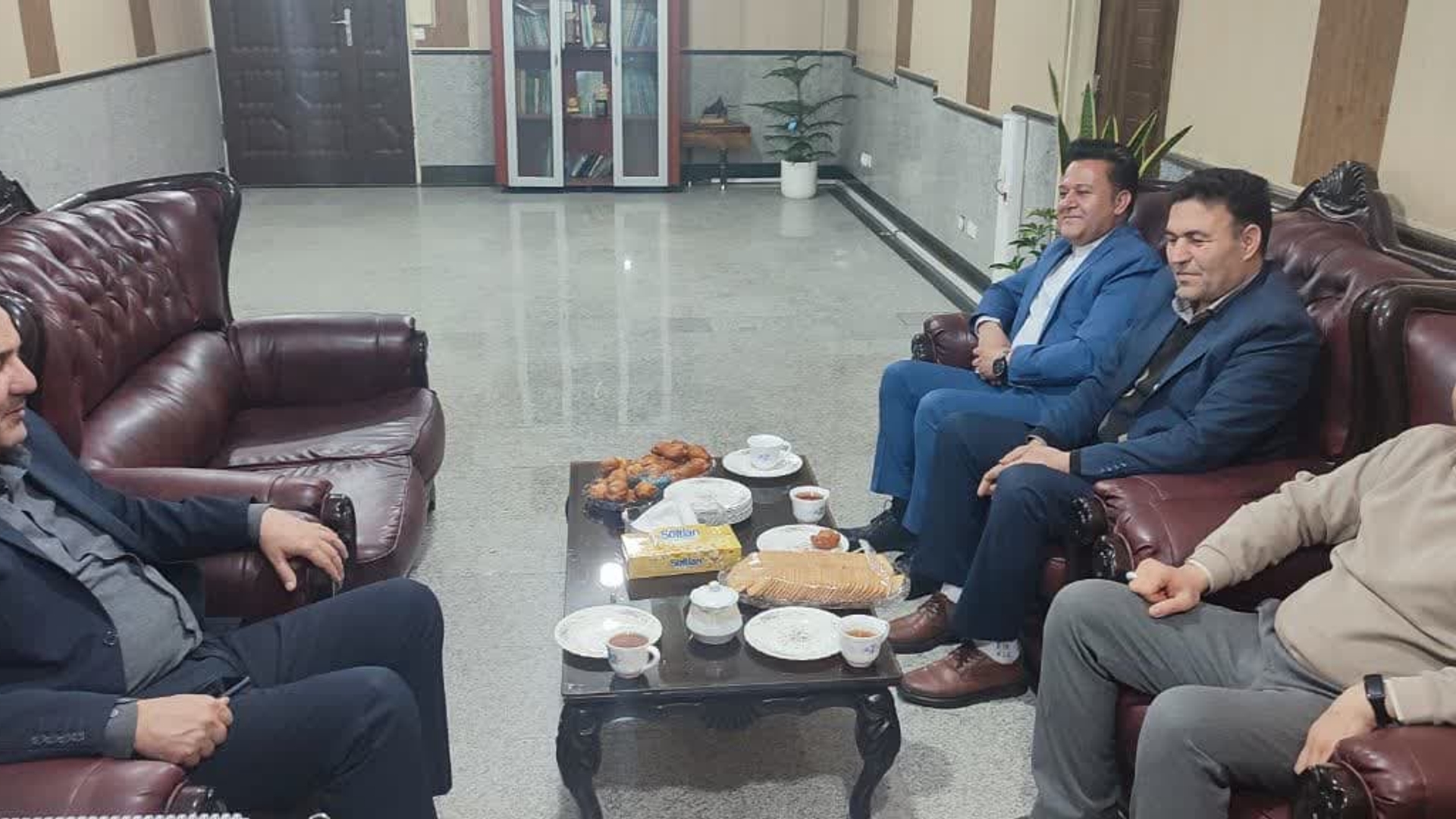 دیدار رئیس اداره فرهنگ و ارشاد با فرماندار