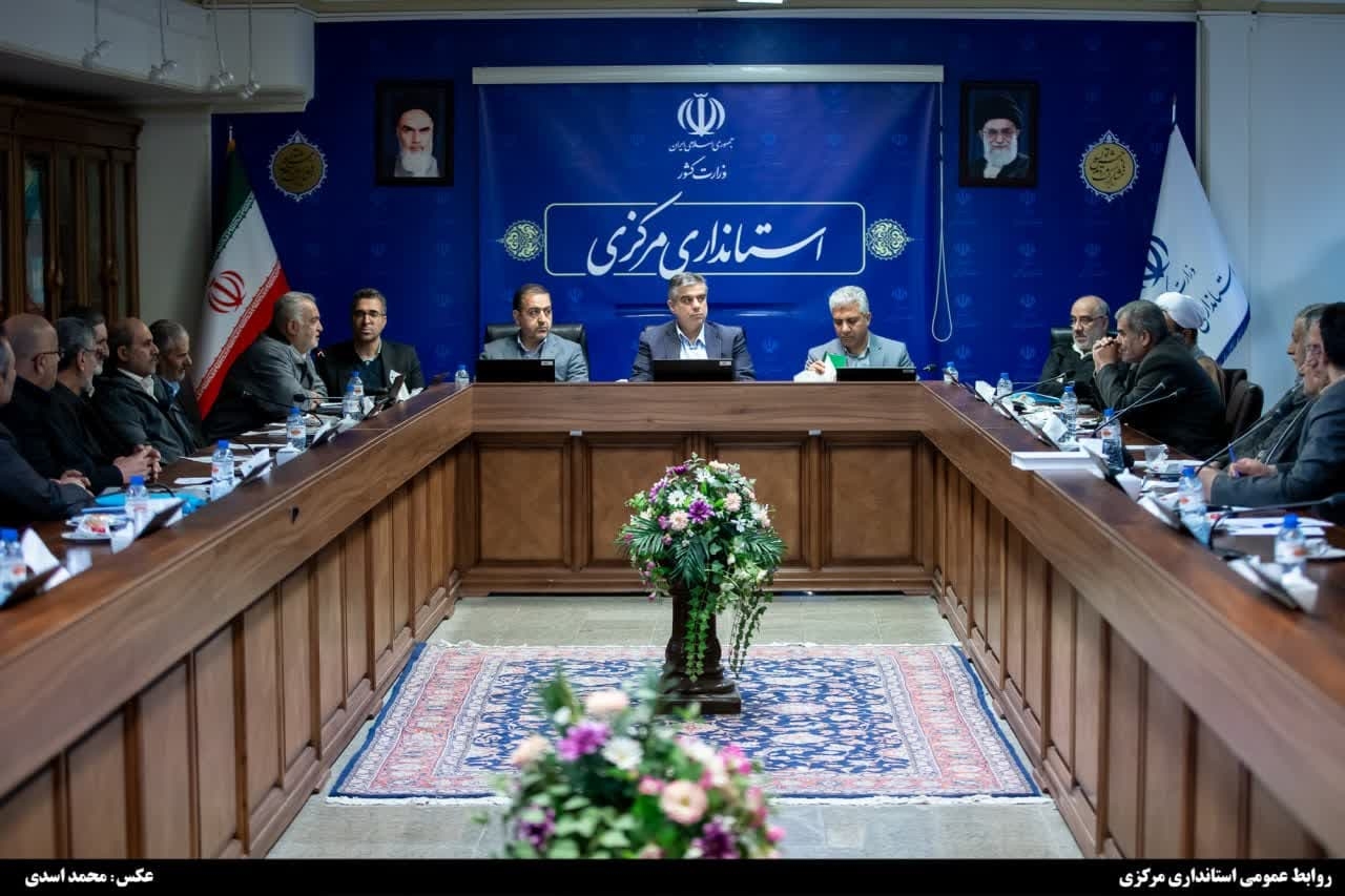 تأکید استاندار مرکزی بر تسریع در تکمیل زائرسرای مشهد/ لزوم برآورد دقیق منابع مالی و جلب مشارکت مردم و خیّرین