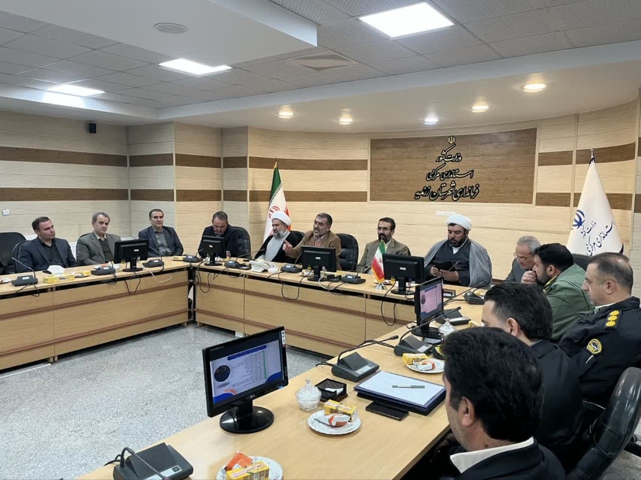 📌برگزاری آئین تکریم و معارفه فرماندار شهرستان زرندیه