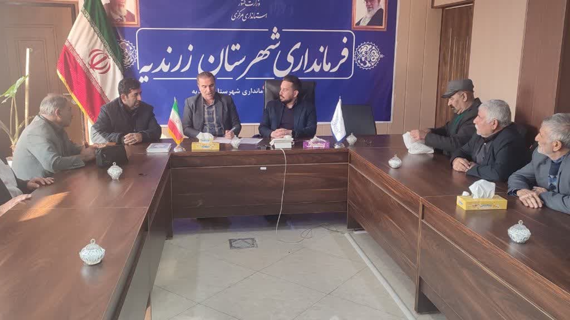 جلسه بررسی مشکلات دامداران روستای عشایری بیلفتو