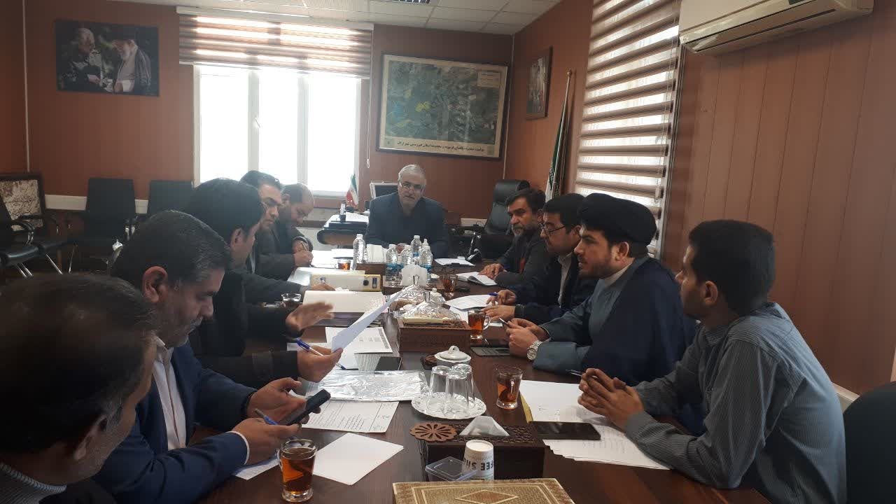 جلسه پیگیری اعتبارات مربوط به روستاهای فاقد دهیاری شهرستان اراک