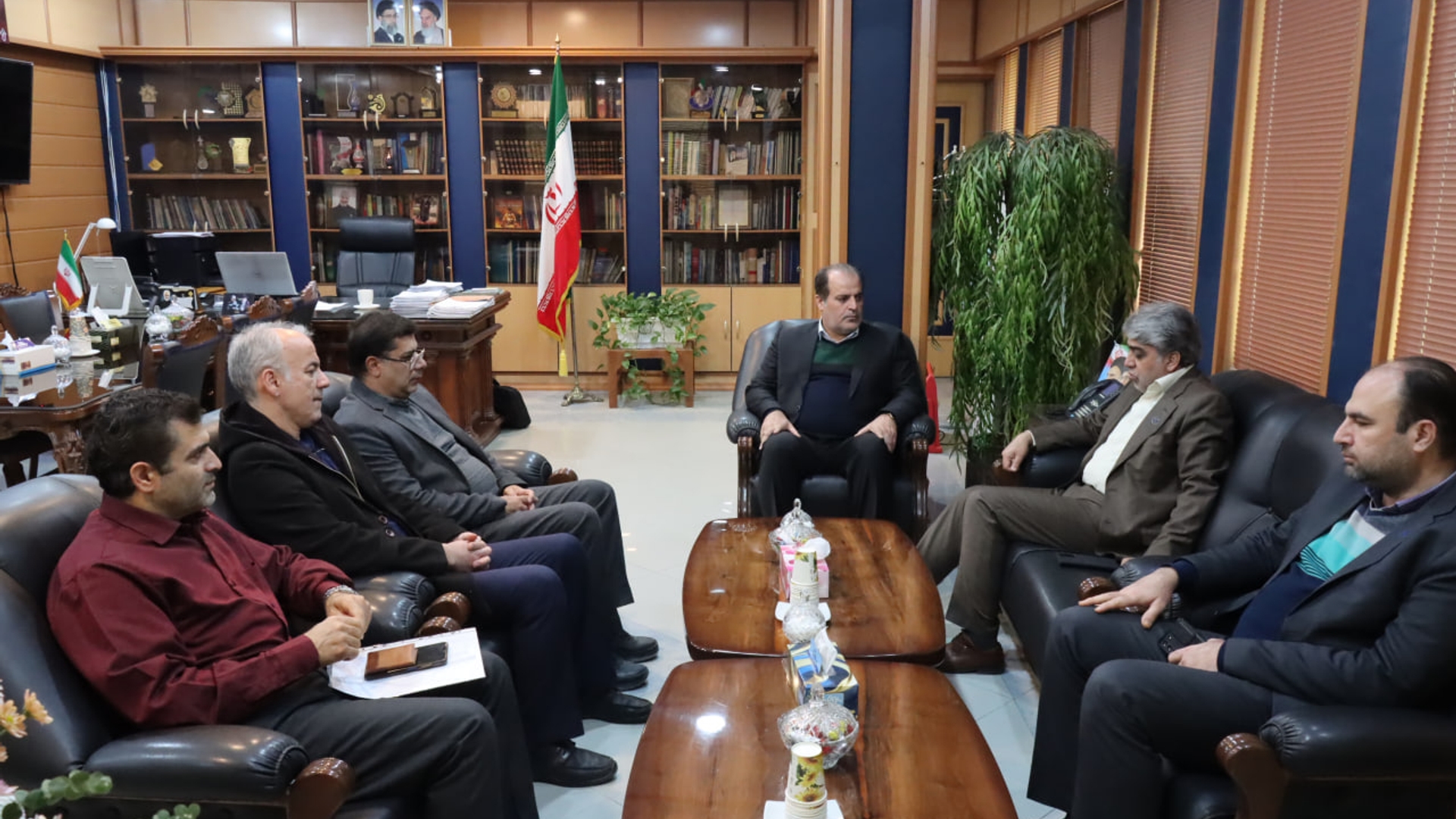 دیدار مدیرکل صنعت، معدن و تجارت استان با فرماندار