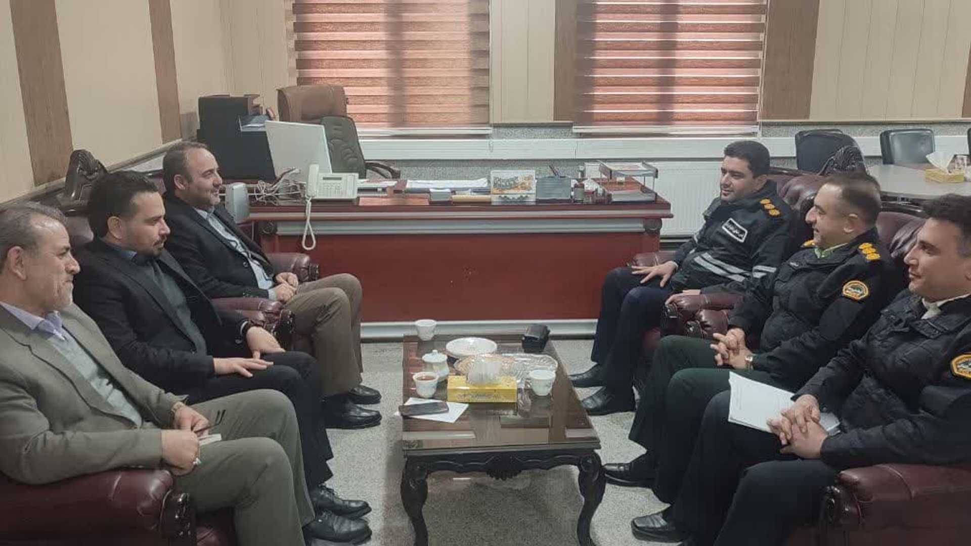 دیدار فرمانده پلیس راهور و سرهنگ اسکینی با فرماندار