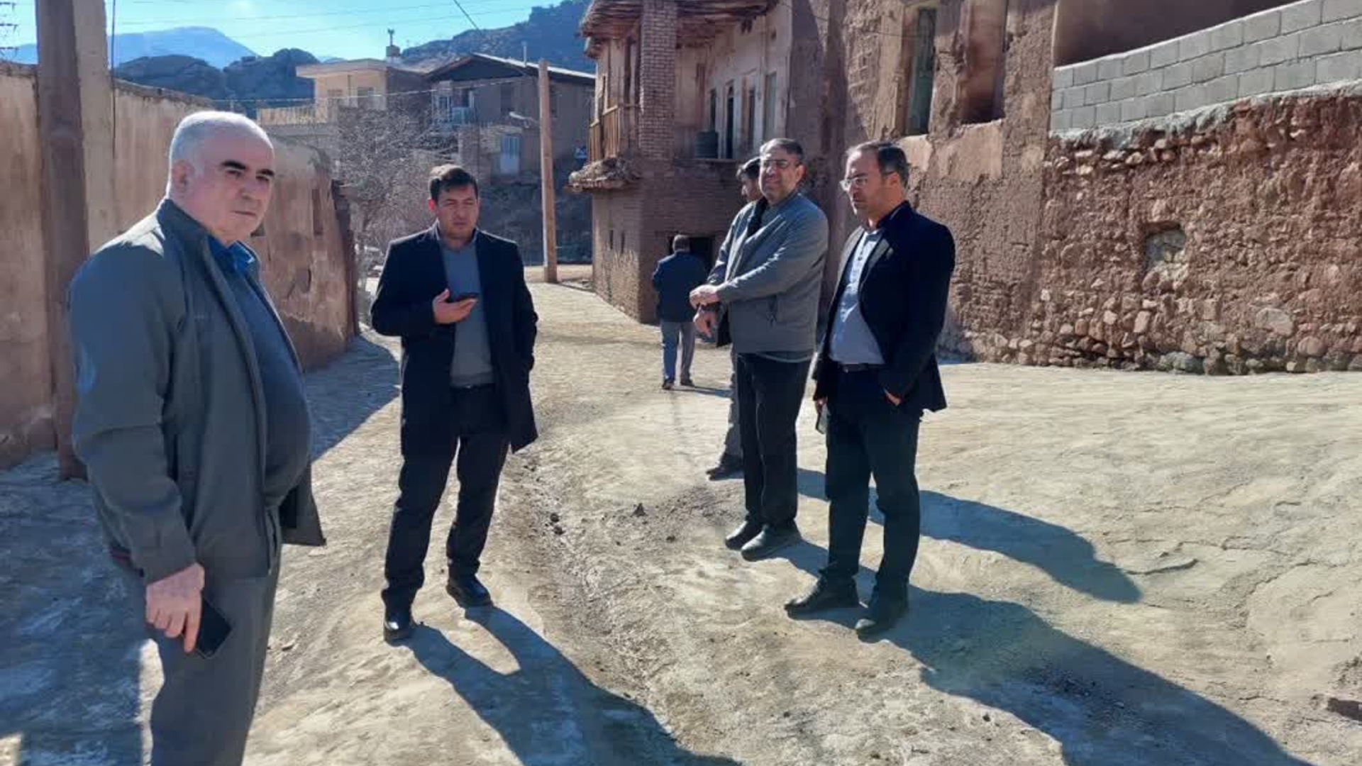 دهگردشی و بازدید فرماندار از روستای گردشگری #خانک