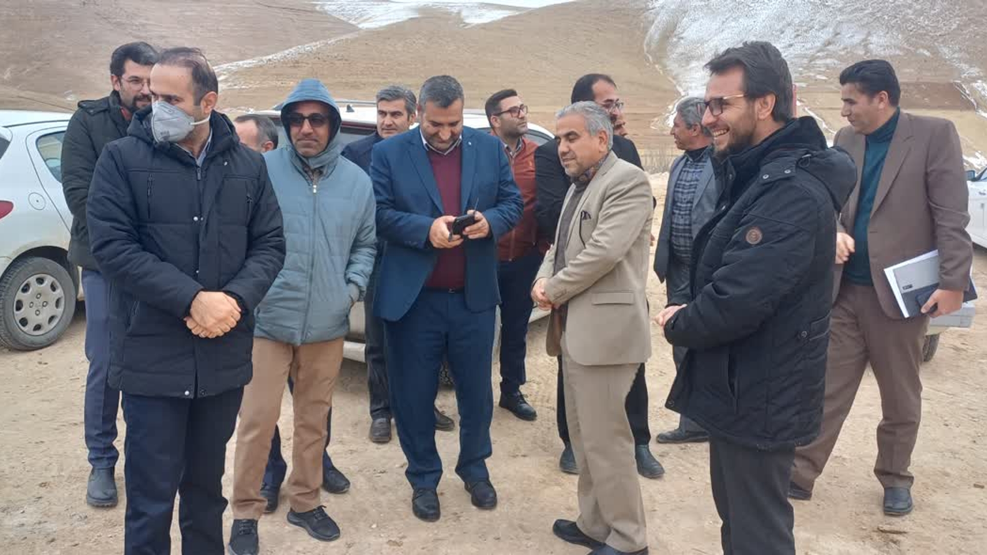 دهگردشی روستای چهرقان از محل احداث سالن ورزشی روستا بازدید شد