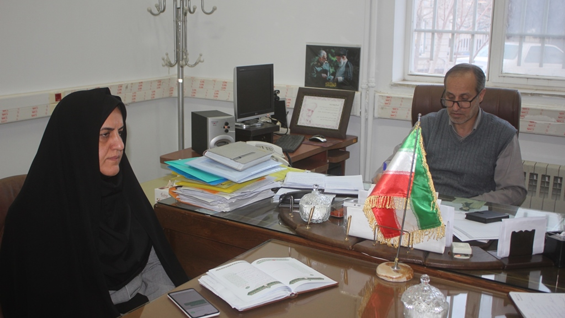 جلسه کمیته روستایی و عشایری ستاد گرامیداشت دهه مبارک فجر شهرستان خمین برگزار شد