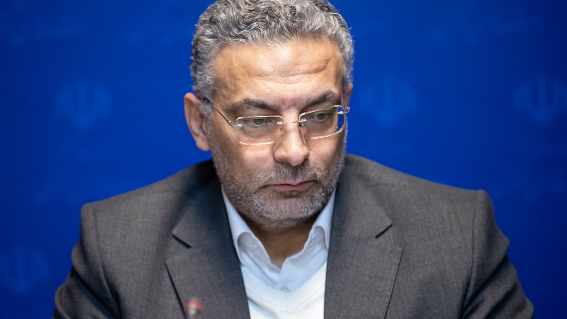 جلسه مشترک راهبری تحول اداری اداره کل نوسازی توسعه تجهیز مدارس استان به ریاست سرپرست معاونت توسعه مدیریت و منابع استانداری