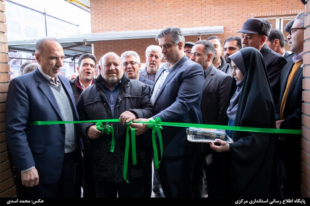 استاندار مرکزی: ۶۵ طرح عمرانی در شهرستان فراهان به بهره‌برداری رسید