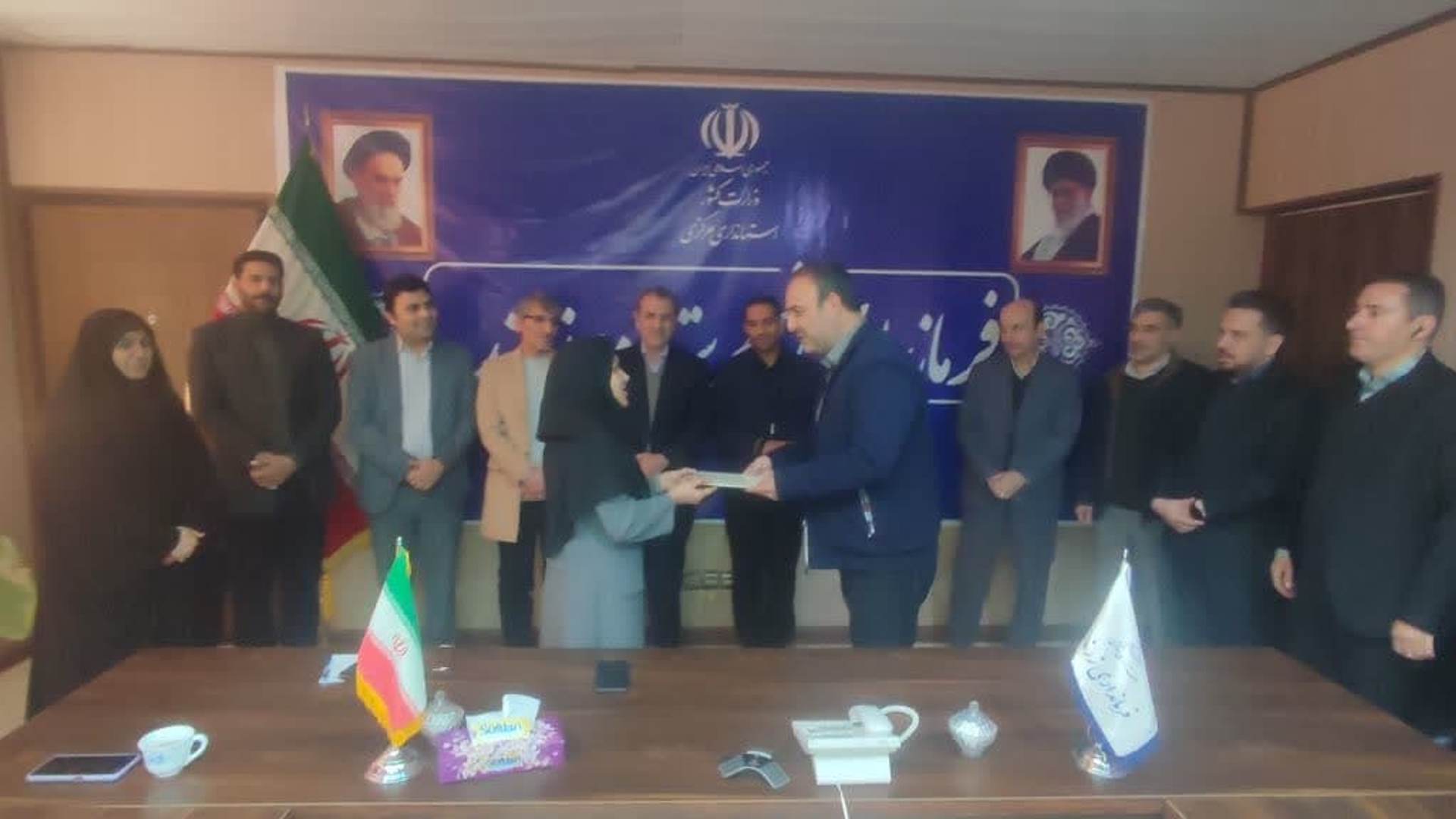 جلسه "معارفه سرکار خانم جعفری نژاد به عنوان شهردار پرندک"