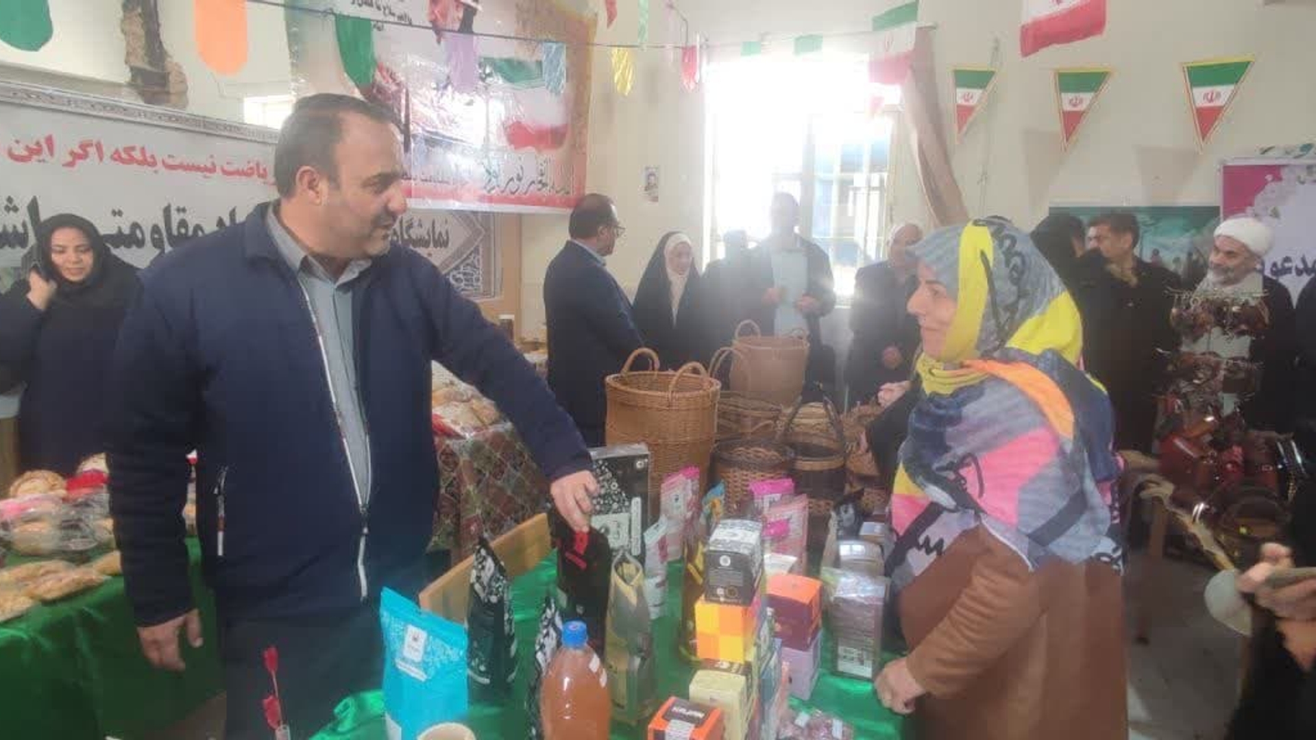 افتتاح نمایشگاه توانمندسازی بانوان