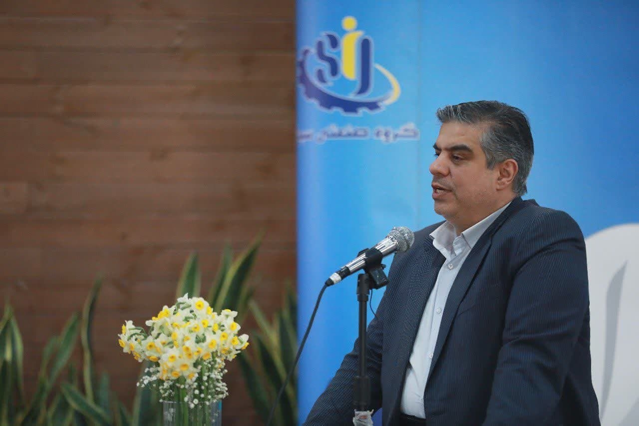 استاندار: میزان صادرات غیرنفتی استان مرکزی در آستانه رکوردشکنی است