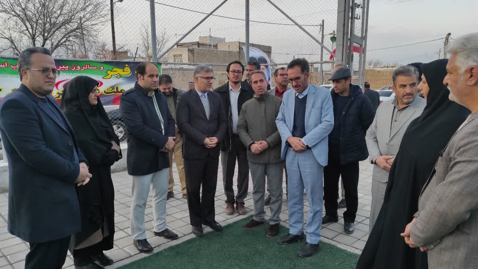 زمین چمن مصنوعی و والیبال ساحلی روستای شهابیه شهرستان خمین به بهره برداری رسید