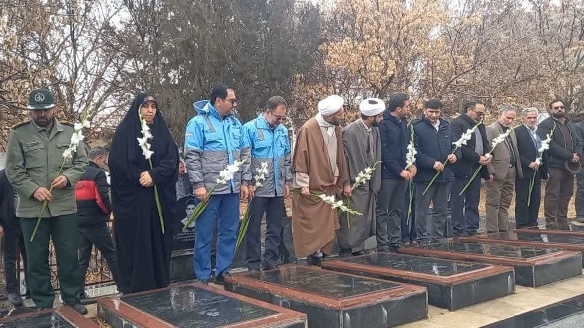 تجدید میثاق مسئولین شهرستان خنداب  با آرمان های امام و شهداء