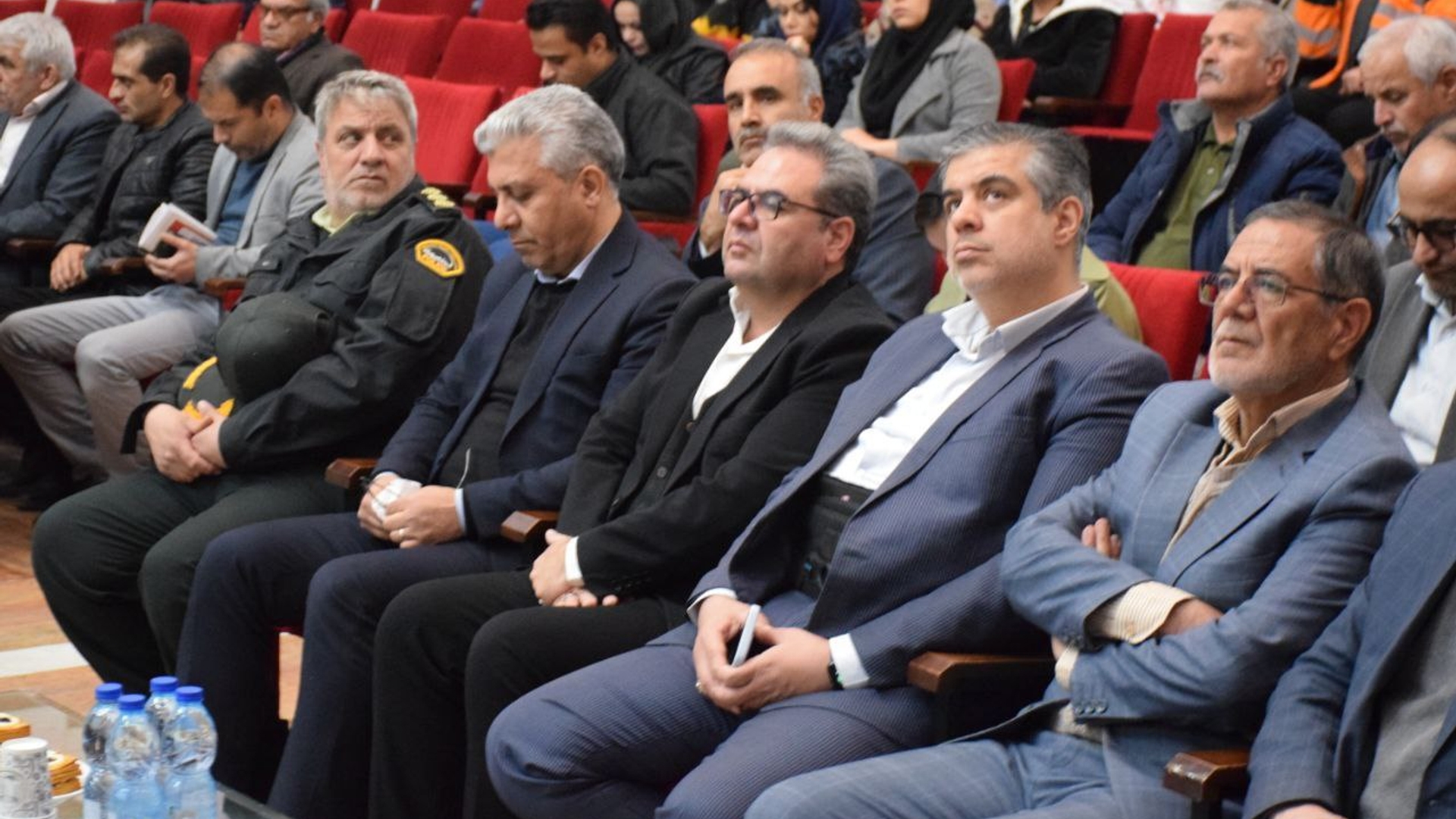 با حضور استاندار مرکزی آئین افتتاح متمرکز پروژه‌های عمرانی و اقتصادی شهرستان محلات برگزار شد.