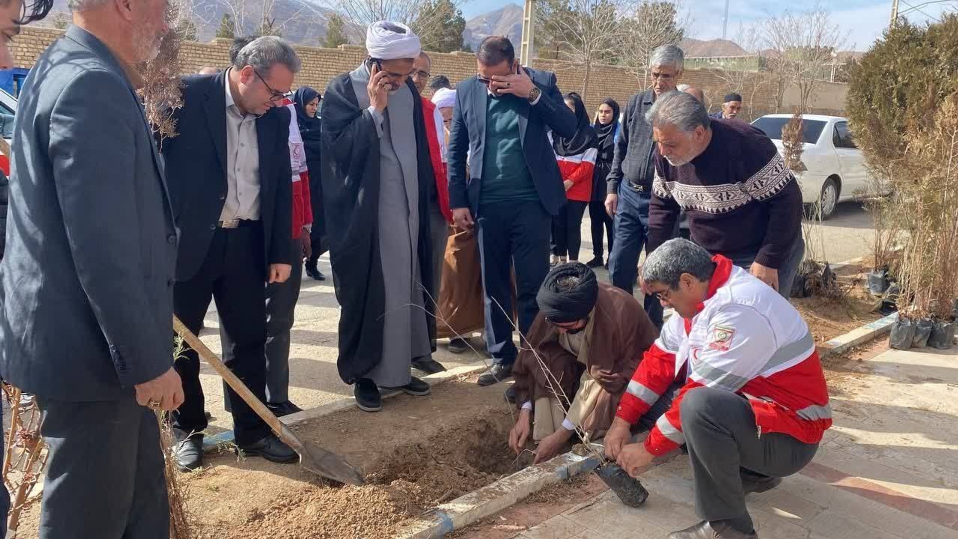 پویش کاشت نهال در خورهه برگزار شد.