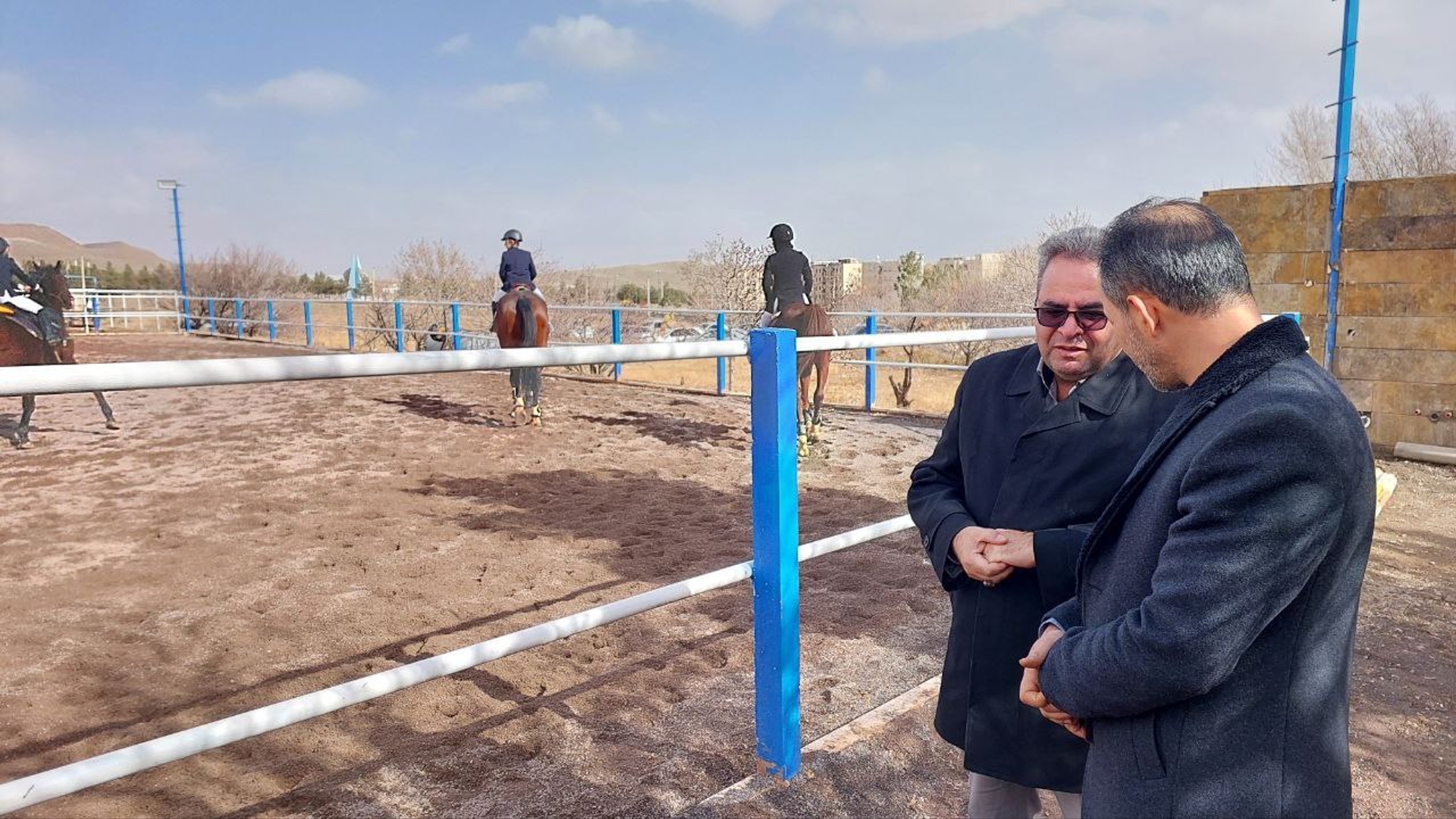 مسابقات پرش با اسب استان مرکزی به میزبانی محلات برگزار شد.