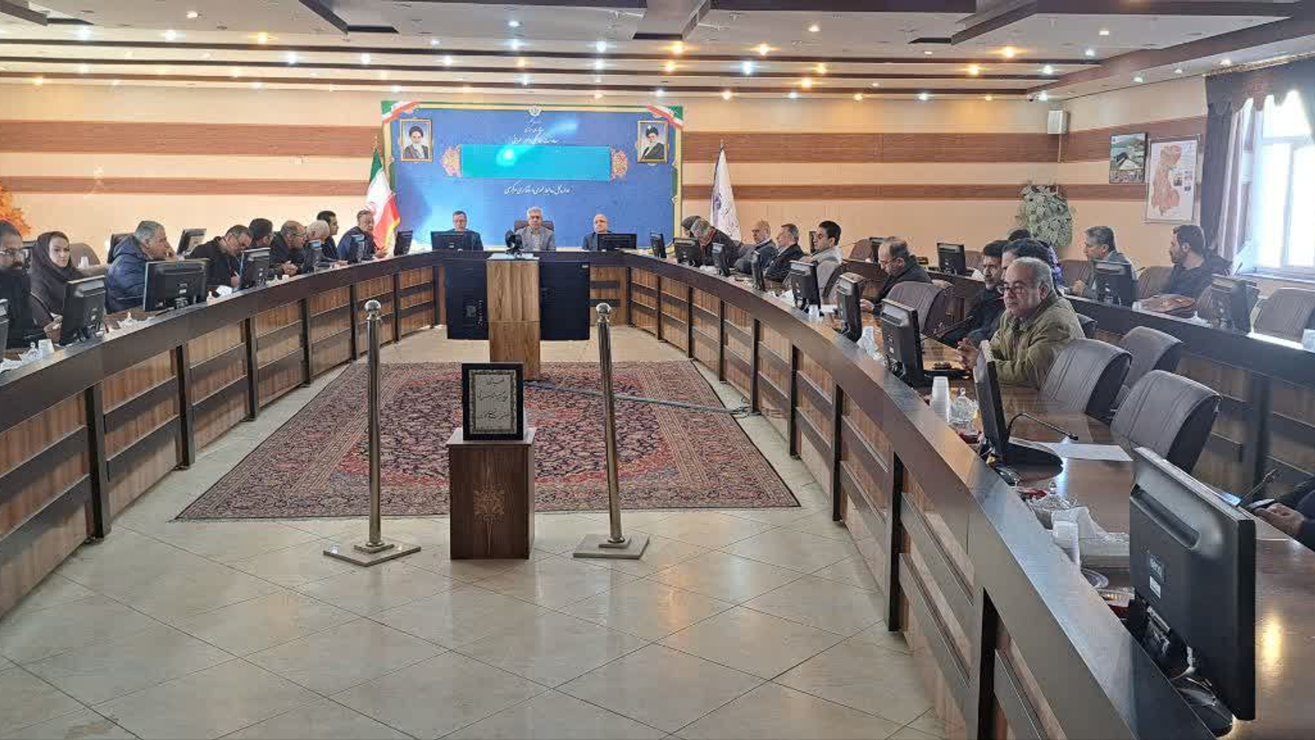 کارگروه احیا تالاب میقان برگزار شد.