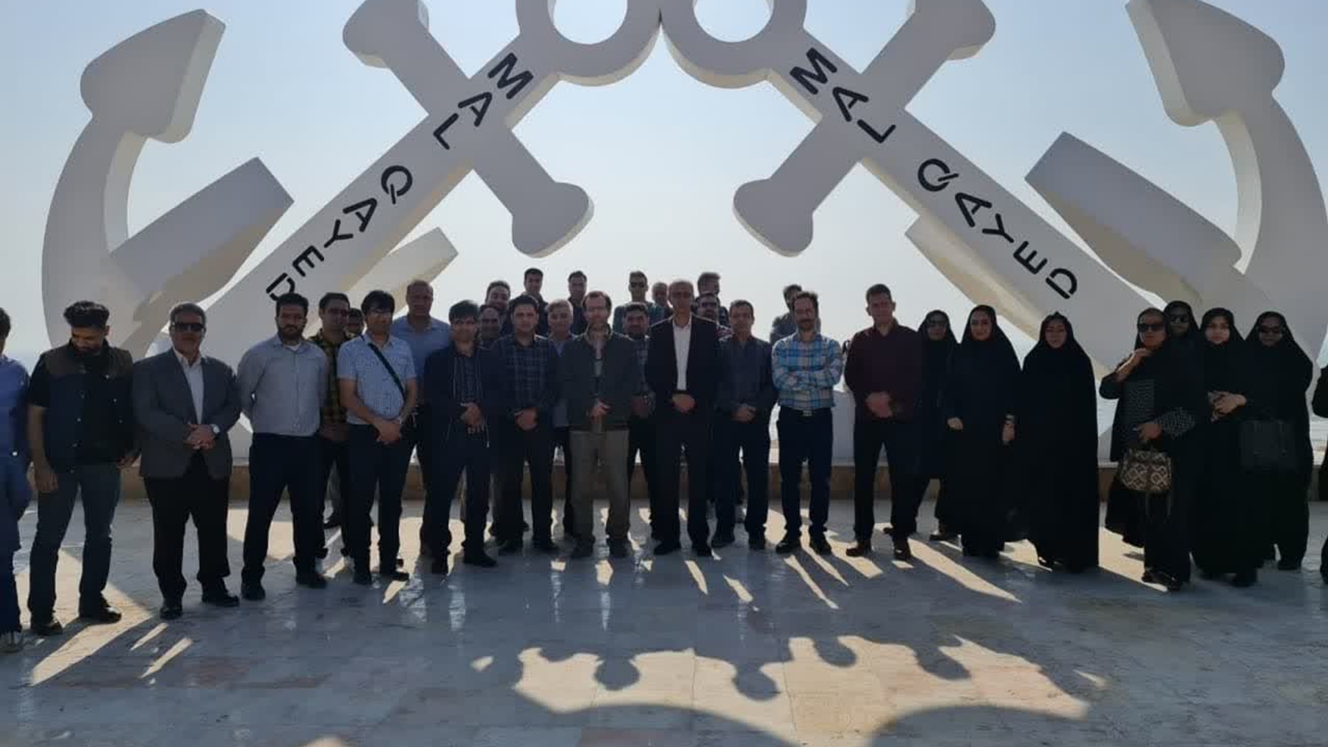 سفر آموزشی مسئولین امور مالی و ناظرین فنی دهیاری ها به استان بوشهر