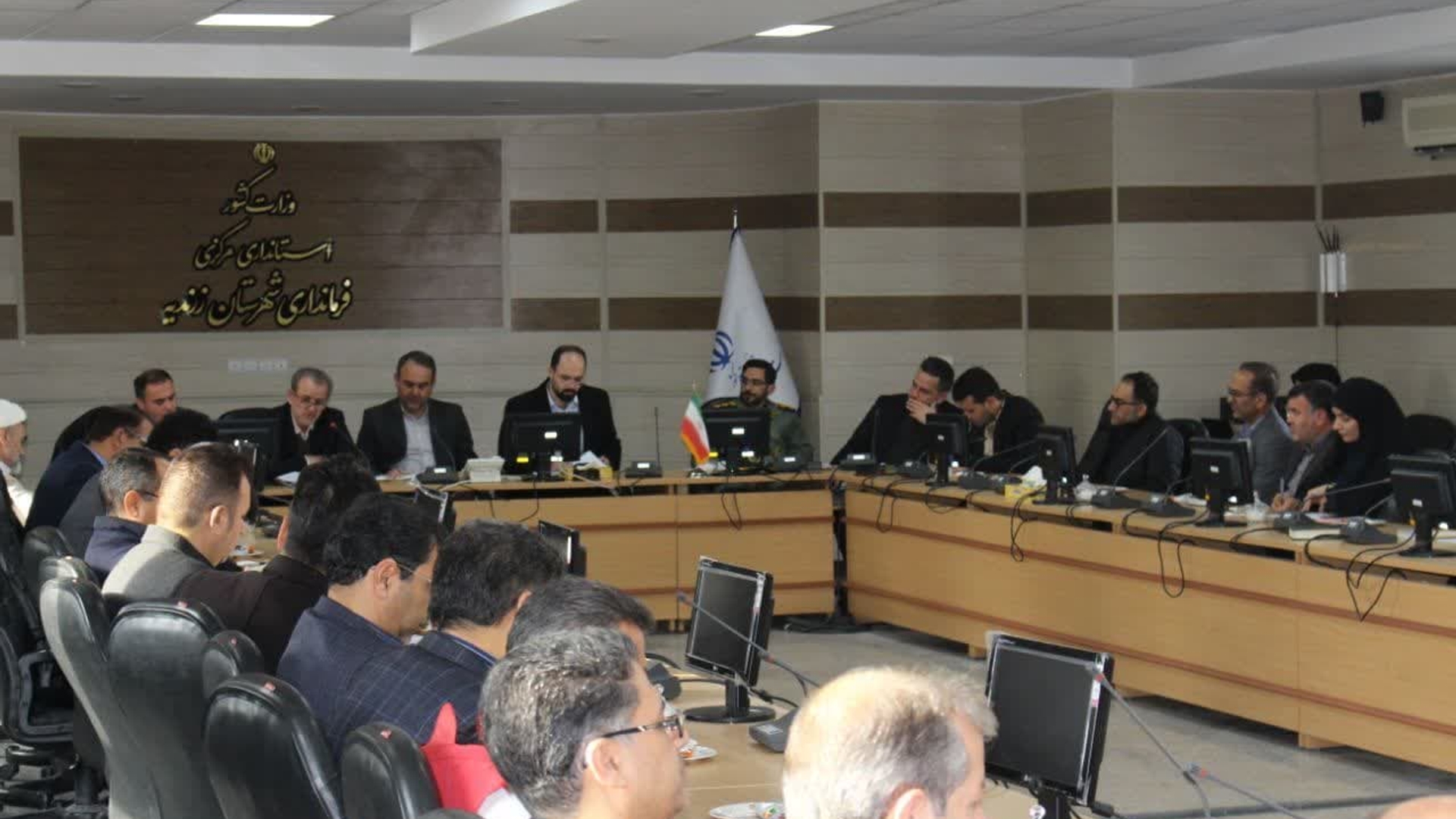 جلسه شورای اداری شهرستان زرندیه برگزار شد