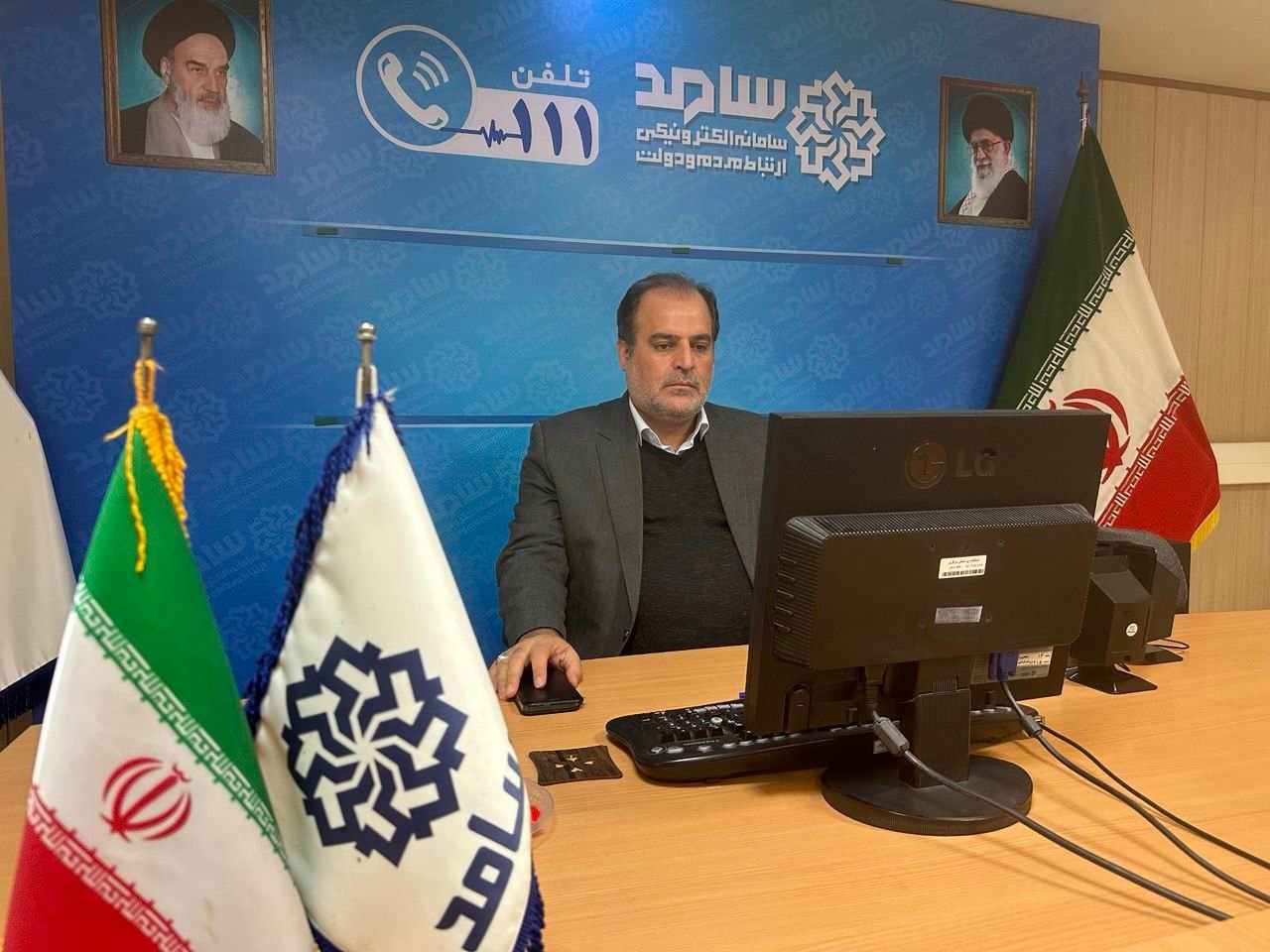 گفت‌وگو بی واسطه فرماندار با مردم