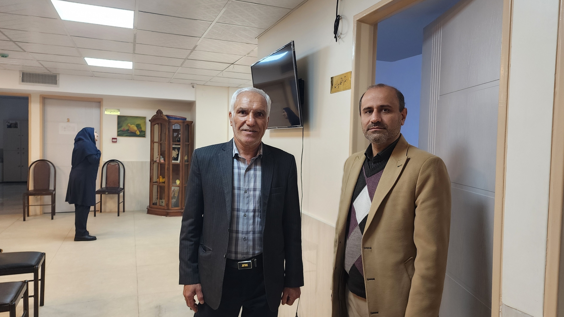 مدیر کل دفتر فنی، امور عمرانی، حمل و نقل و ترافیک استانداری مرکزی از مؤسسه خیریه جامع سالمندان استان مرکزی بازدید کرد.