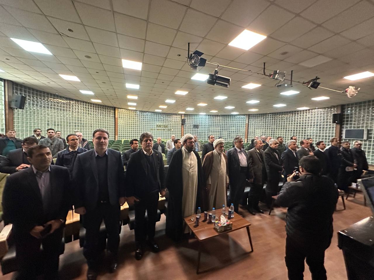 افتتاح نیروگاه خورشیدی گروه صنعتی شیشه کاوه