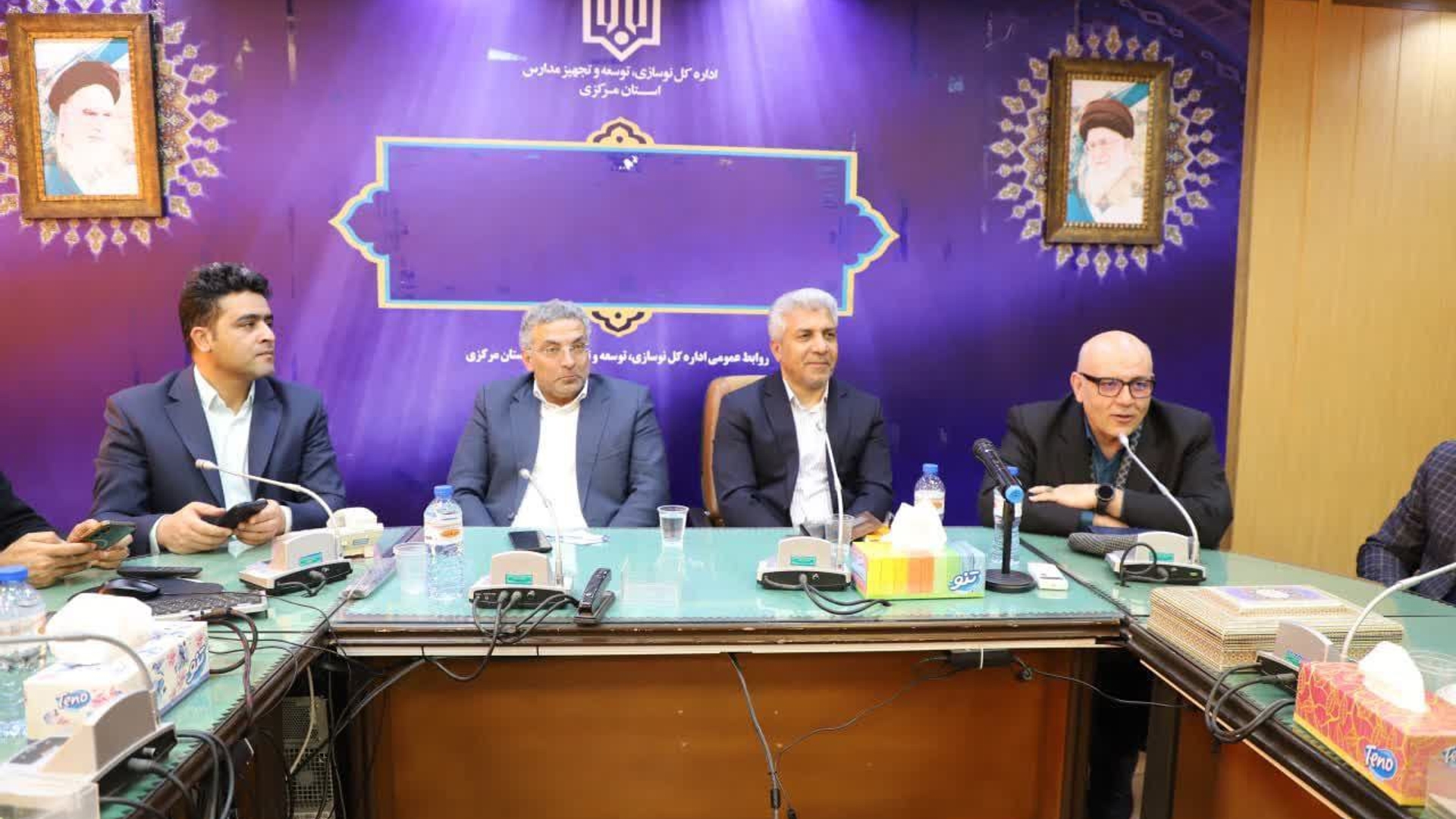 بازدید معاونین استاندار از اداره کل نوسازی مدارس به مناسبت روز مهندس