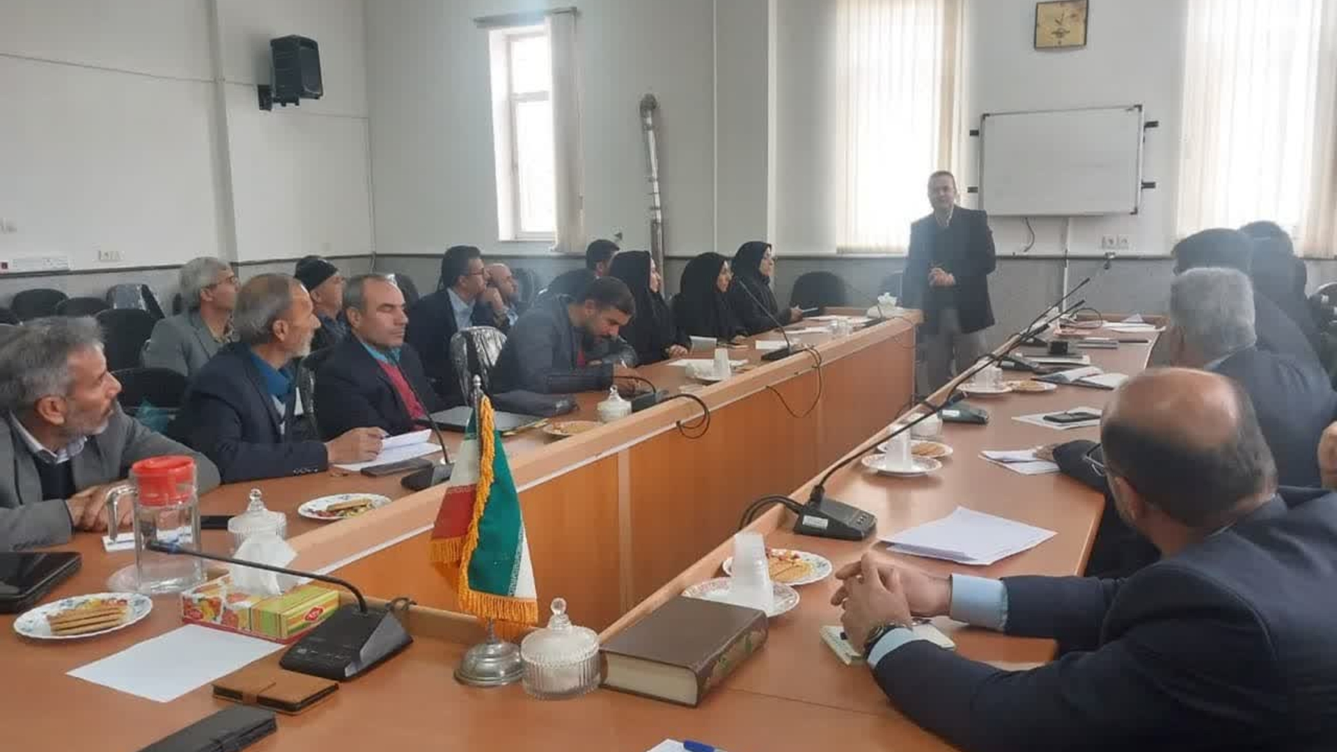 برگزاری کارگاه آموزشی، توجیهی "مدیریت نوین روستایی" و "سامانه هوشمند امداد (سها)" ویژه دهیاران بخش کمره شهرستان خمین