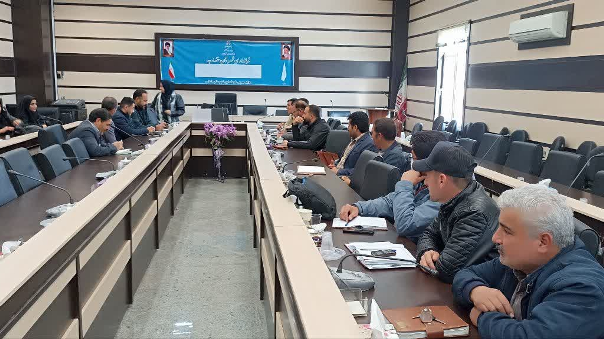 برگزاری کارگاه آموزشی، توجیهی "مدیریت نوین روستایی" و "سامانه هوشمند امداد (سها)" ویژه دهیاران شهرستان خنداب