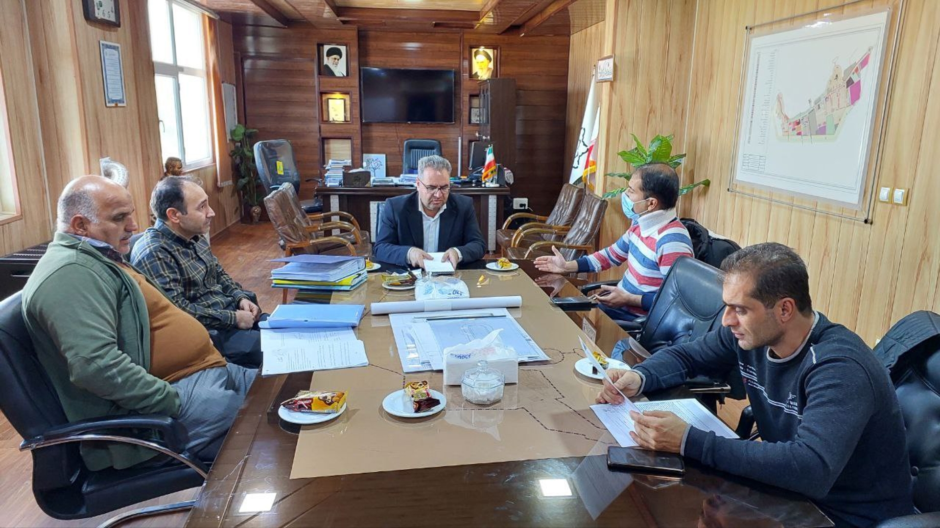 دیدار چهره به چهره مردم شریف شهرهای محلات و نیم‌ور با سرپرست فرمانداری شهرستان محلات