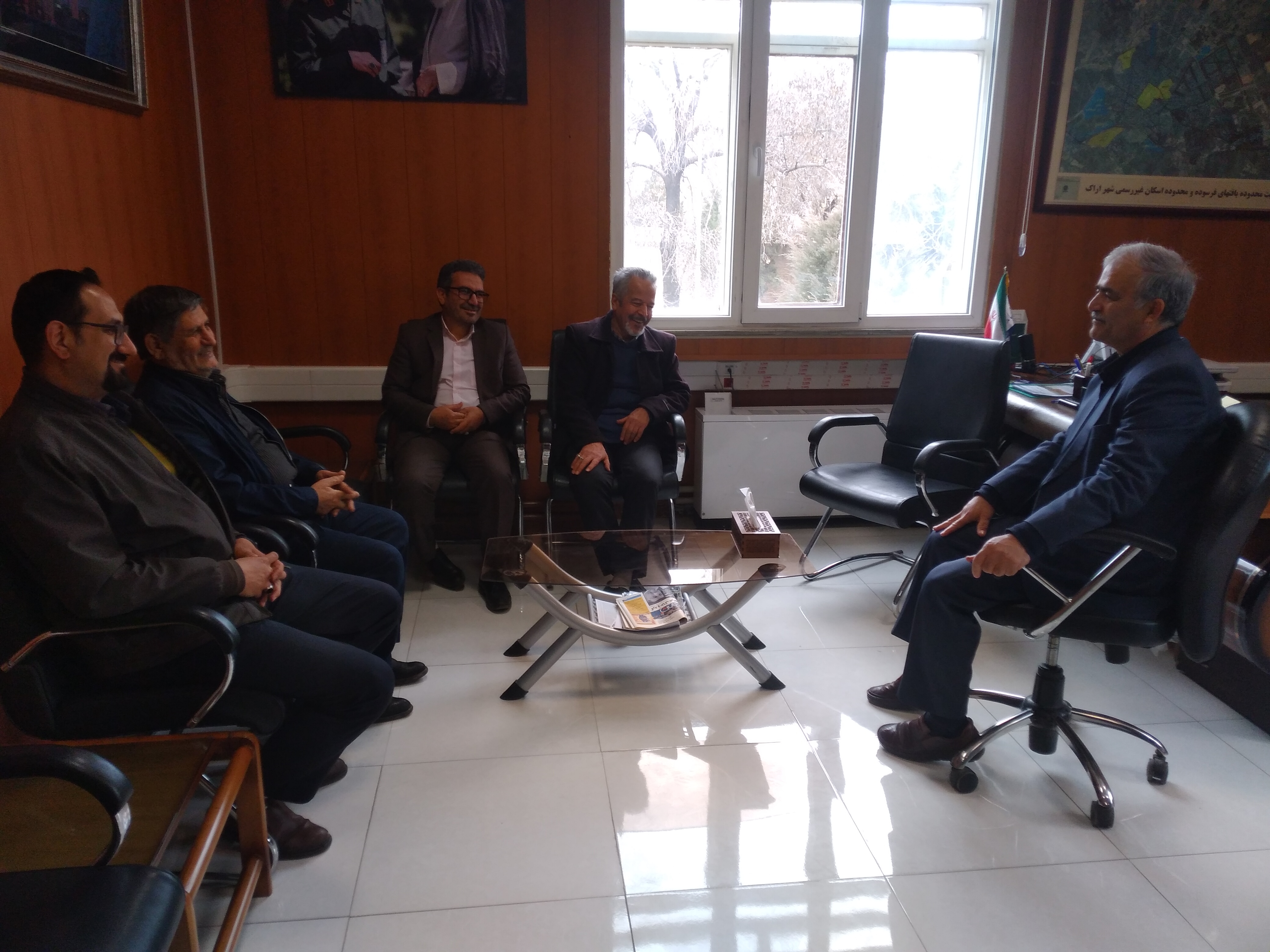 دیدار اعضای مجمع خیرین سلامت بیمارستان آیت‌الله خوانساری با فرماندار اراک