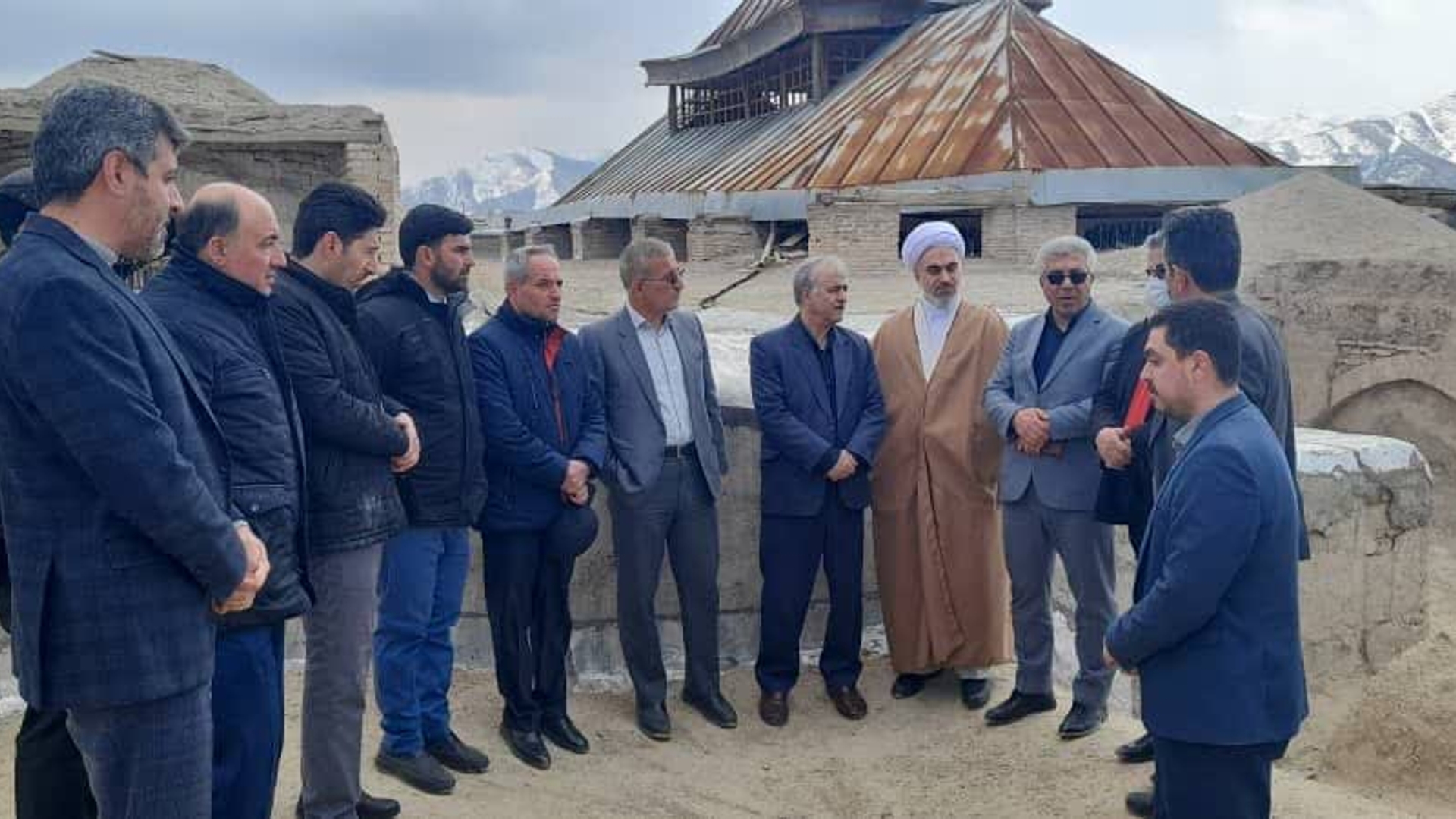 بازدید معاون امور عمرانی استانداری و سرپرست فرمانداری شهرستان اراک از بازار سرپوشیده اراک