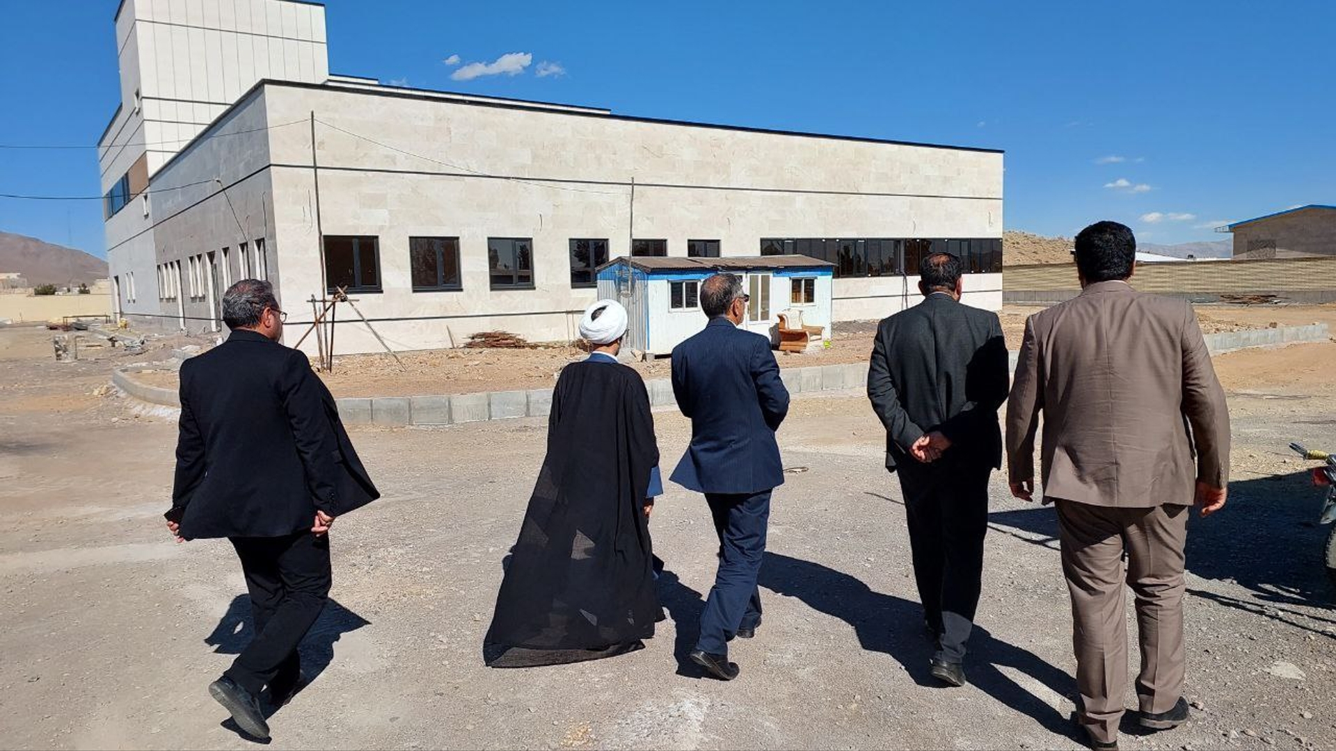 بررسی میدانی پروژه‌های بیمارستان جدید و درمانگاه تامین اجتماعی جدید