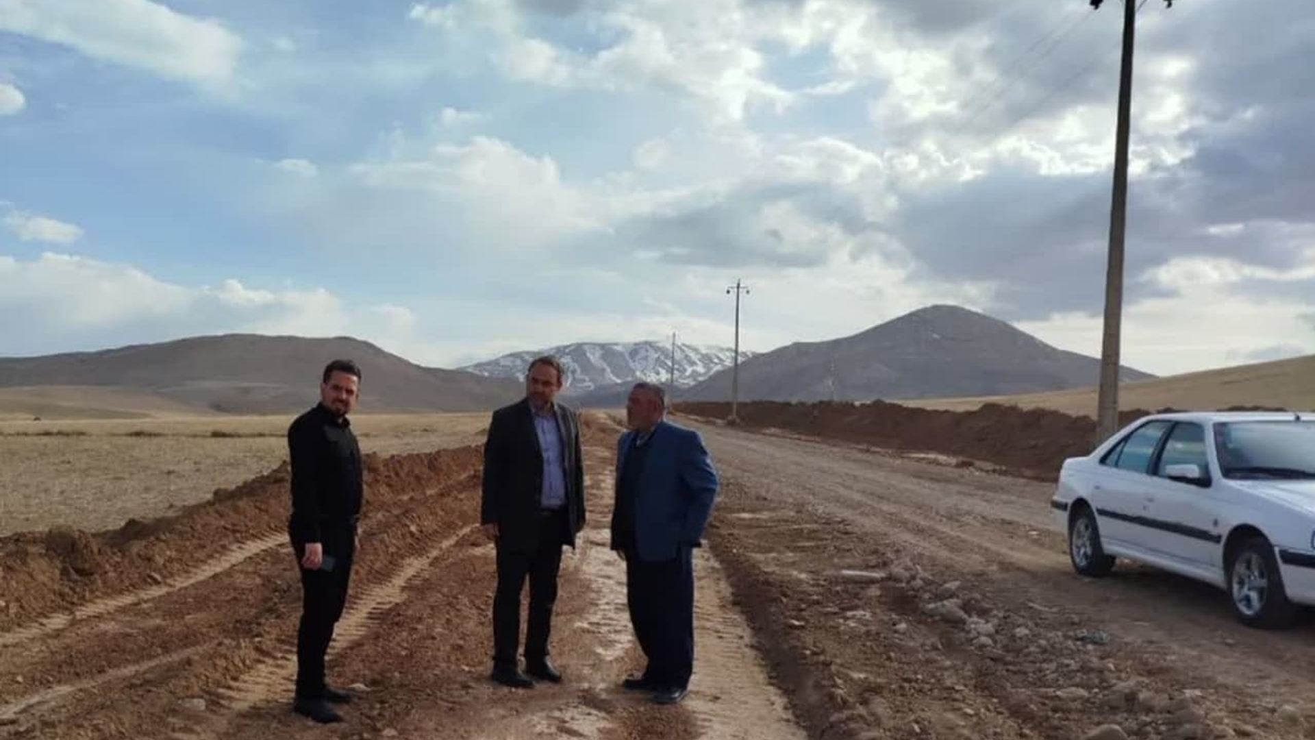 بازدید از نحوه اصلاح زیرسازی محور روستایی بریه