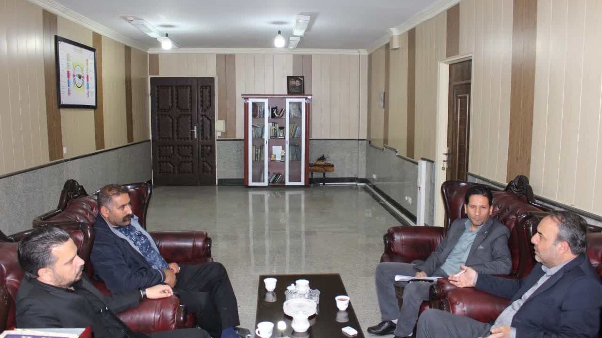 دیدار دهیار و رییس شورای روستای خانکهریز با فرماندار