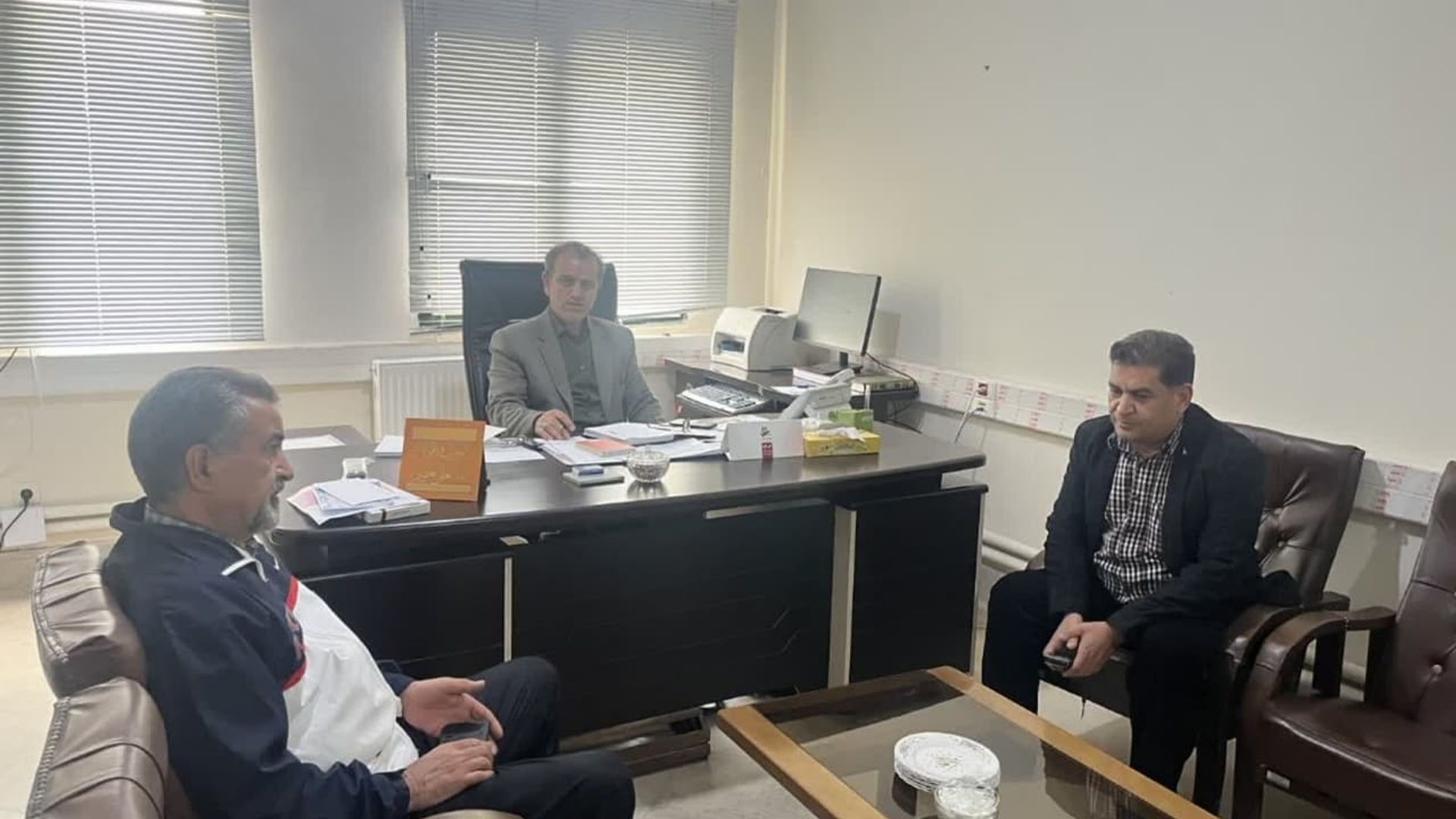 دیدار معاون سیاسی با رئیس اداره ورزش و جوانان