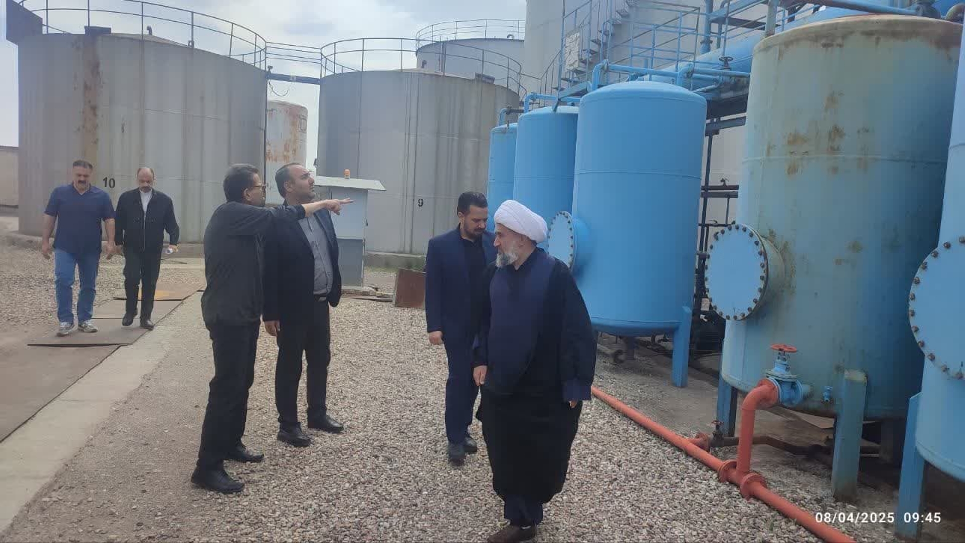 بازدید سرپرست فرمانداری شهرستان زرندیه از شرکت روشن شیمی