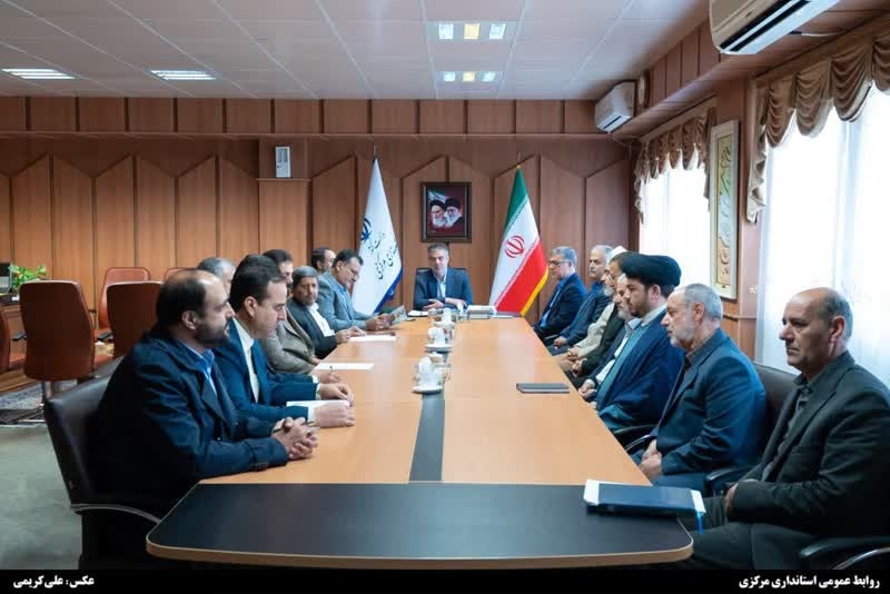 برگزاری نشست شورای سیاست‌گذاری نخستین رویداد اهدای نشان ملی قرآنی《 کربلایی کاظم ساروقی》